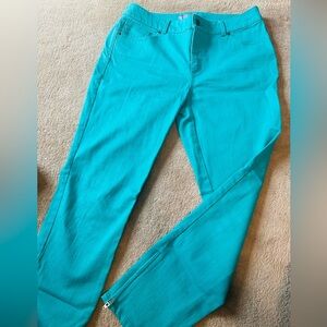 Size 1 So Slimming by Chico’s color Turquesa